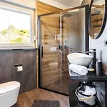 Vilma-house With Heated Pool & Garden *