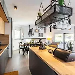 Vilma-house With Heated Pool & Garden