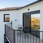 Vilma-house With Heated Pool & Garden *
