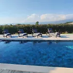 Vilma-house With Heated Pool & Garden *